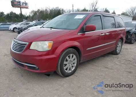 2015 Chrysler Town & Country Touring z USA, uszkodzony, nr VIN 2C4RC1BG2FR505891